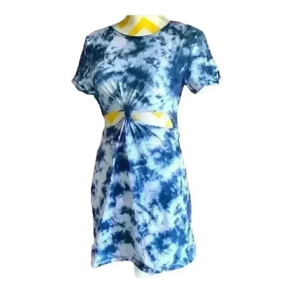 Arizona Jeans Dresses & Skirts - Arizona Jeans Women's Blue Tie Dye Knot Cut Out Mini T-Shirt Dress SIZE-XS